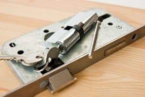 Schlosswechsel für Weilimdorf